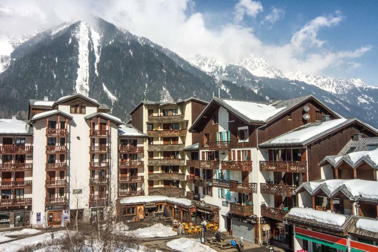 Cozy Chamonix Ski Studio With Mountain Views Exterior photo
